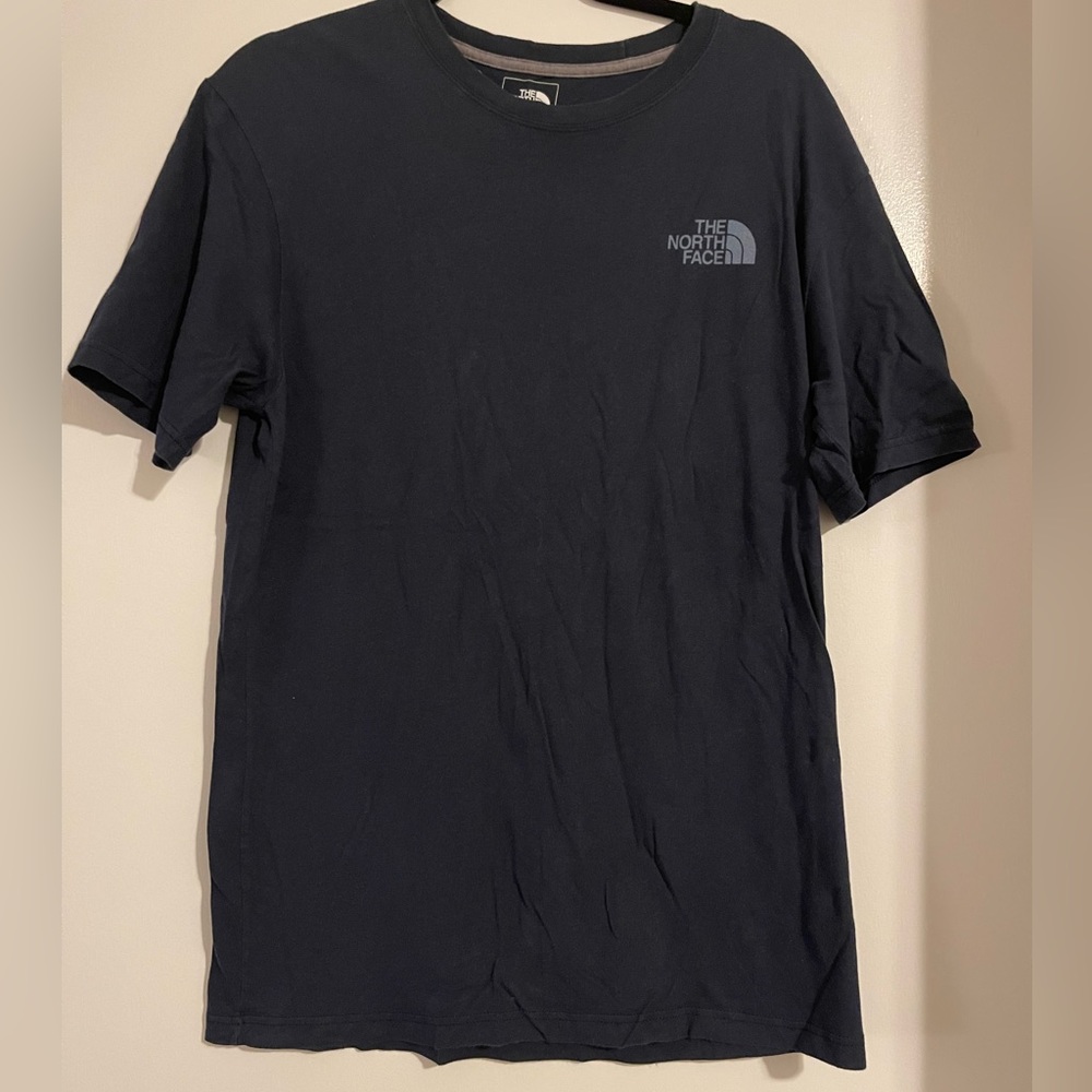 Men’s The North Face T-Shirt Size Medium